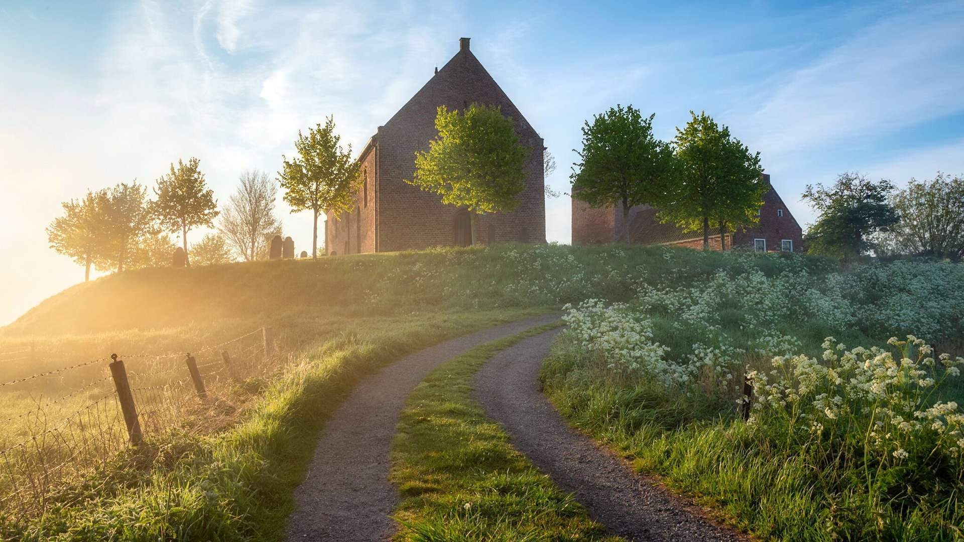 关注——足球裁判员职业发展路径逐步完善,足球裁判员主要职责